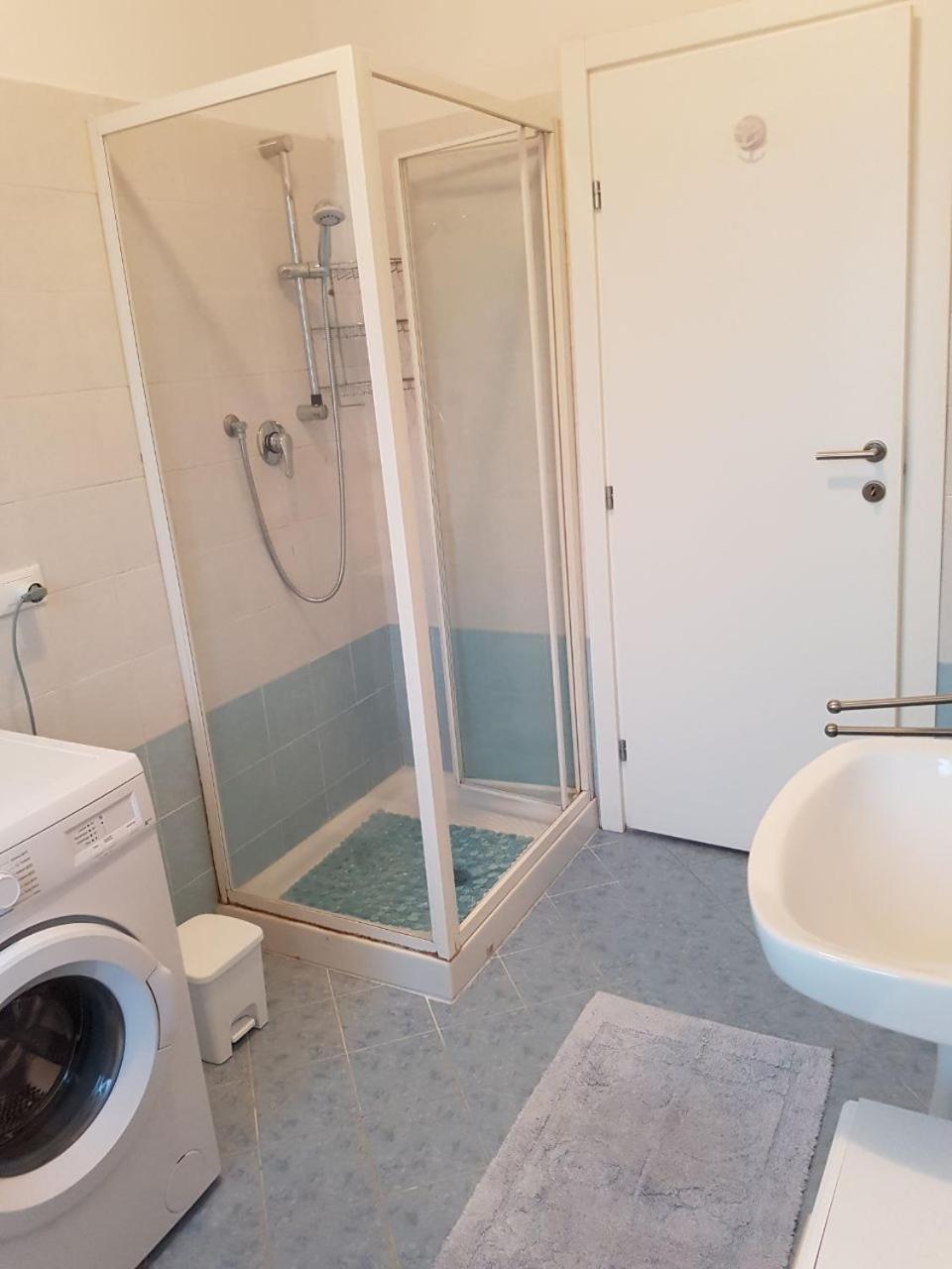 Sottomarina Beach Apartment Chioggia Buitenkant foto