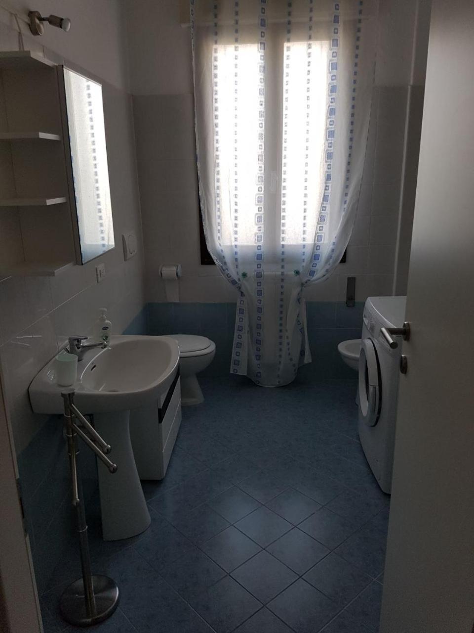 Sottomarina Beach Apartment Chioggia Buitenkant foto